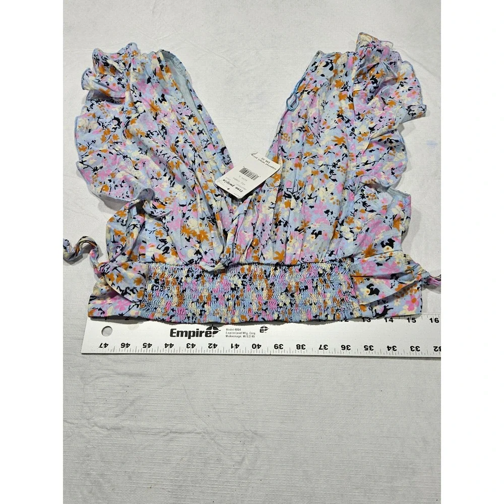 Free People Sky Combo Floral Ruffle V-Neck Smocked Crop Top OB1295567‎ Large NEW